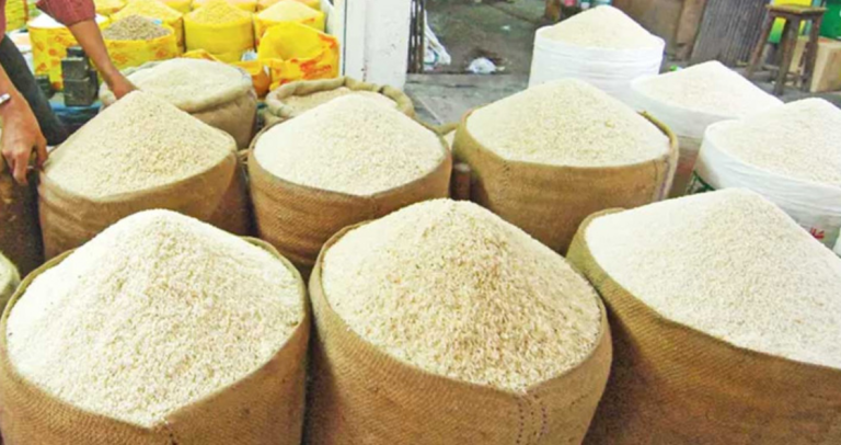 ১৫ টাকায় চাল পাচ্ছে ৫৫ লাখ পরিবার: খাদ্য নিরাপত্তায় বড় উদ্যোগ