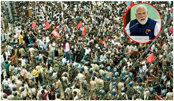 পাত্তা পাচ্ছে না মোদির বিশেষ ঘোষণা, পদত্যাগই চাইছে ‘তেলাপোকা পার্টি’