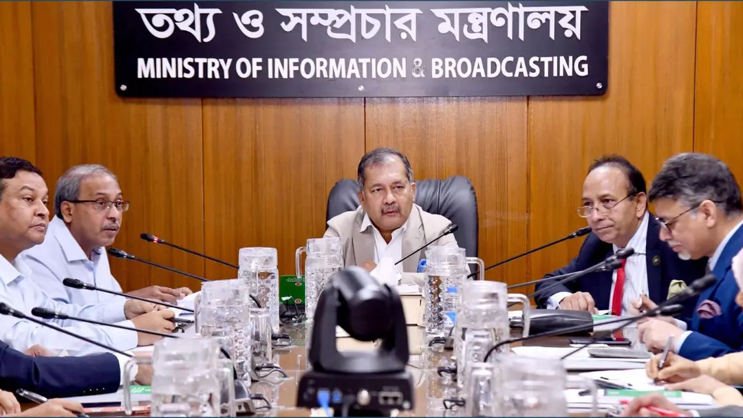 কে সাংবাদিক আর কে সাংবাদিক নয় তা নির্ধারণে কর্তৃপক্ষ থাকা জরুরি