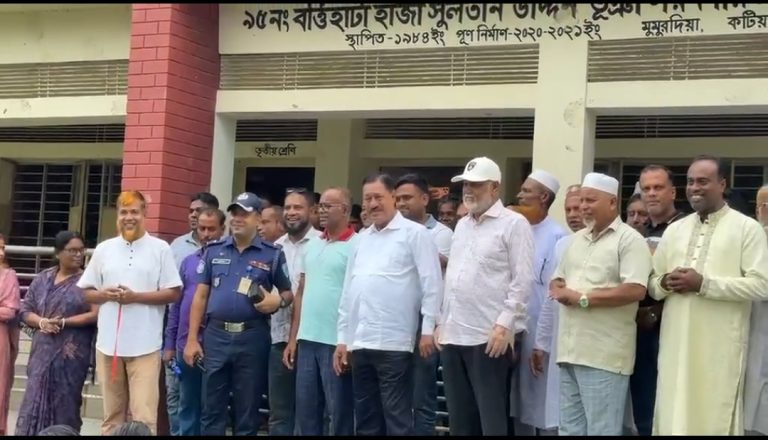 কটিয়াদীতে বিদ্যালয় পরিদর্শনে এমপি জালাল উদ্দিন 