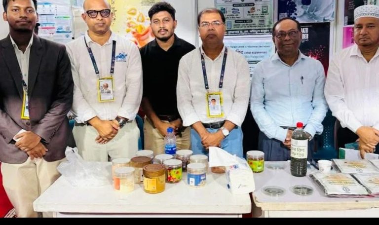 ইনোভেশন ফেয়ারে নজর কাড়ছে হাবিপ্রবির ১২ উদ্ভাবন, গবেষণায় বাড়তি সহায়তার আহ্বান উপাচার্যের
