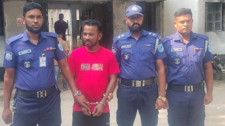 আন্তর্জাতিক মানবপাচার চক্রের সদস্য ‘বিশু গ্যাং’ প্রধান গ্রেপ্তার