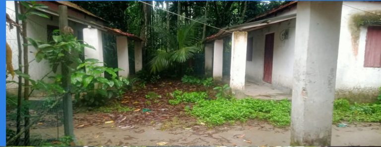 রামগঞ্জের আশ্রয়ন  প্রকল্পের ঘর গুলো এখন মাদকসেবীদের নিরাপদ আস্তানা