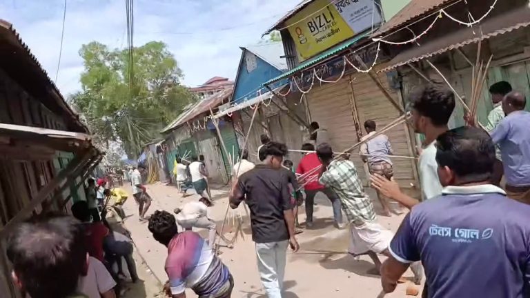 অষ্টগ্রামে জলমহাল নিয়ে বিএনপির দুই পক্ষের সংঘর্ষ, আহত ৩০