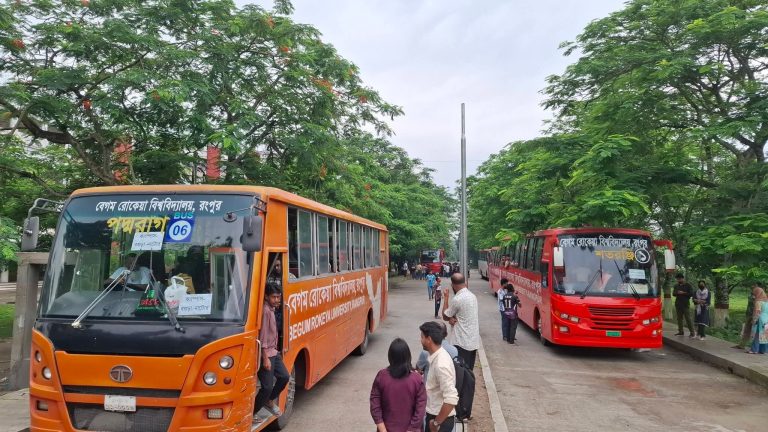 বেরোবিতে বাস ট্র্যাকিং সিস্টেম চালু, কমবে অপেক্ষার ভোগান্তি