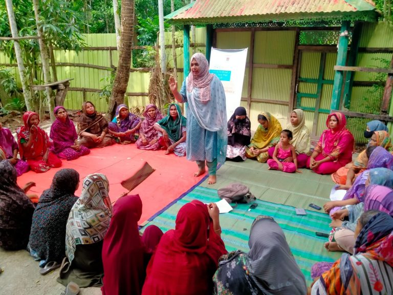 জলবায়ু ঝুঁকি মোকাবিলায় নোয়াখালীর ৪৫০ নারীকে প্রশিক্ষণ