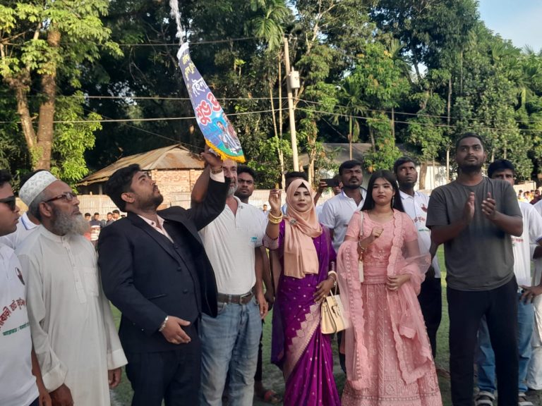 কুড়িগ্রামে চিলমারী সুষ্ঠু বিনোদনের অংশ হিসেবে ফুটবল খেলা অনুষ্ঠিত