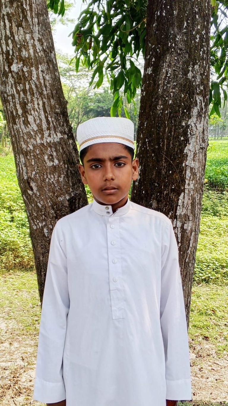 ঘরে ঘুমিয়ে থাকা মাদ্রাসা ছাত্রের মরদেহ মিলল ধান খেতের পাশে