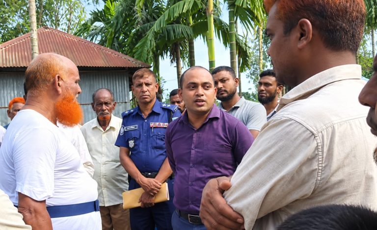 ঠাকুরগাঁওয়ে সরকারি রাস্তার মাটি কাটার অভিযোগে ১০ হাজার টাকা জরিমানা