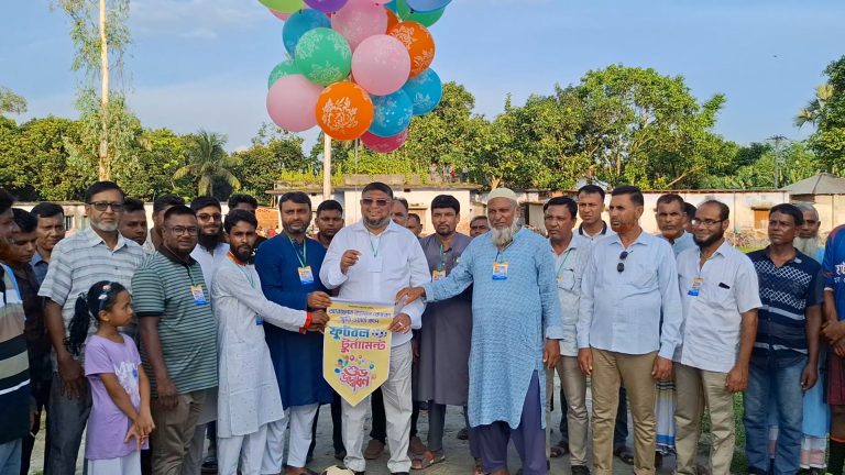 জয়পুরহাটে ‘আরাফাত রহমান কোকো স্মৃতি ওয়ার্ড কাপ ফুটবল টুর্নামেন্ট’ উদ্বোধন