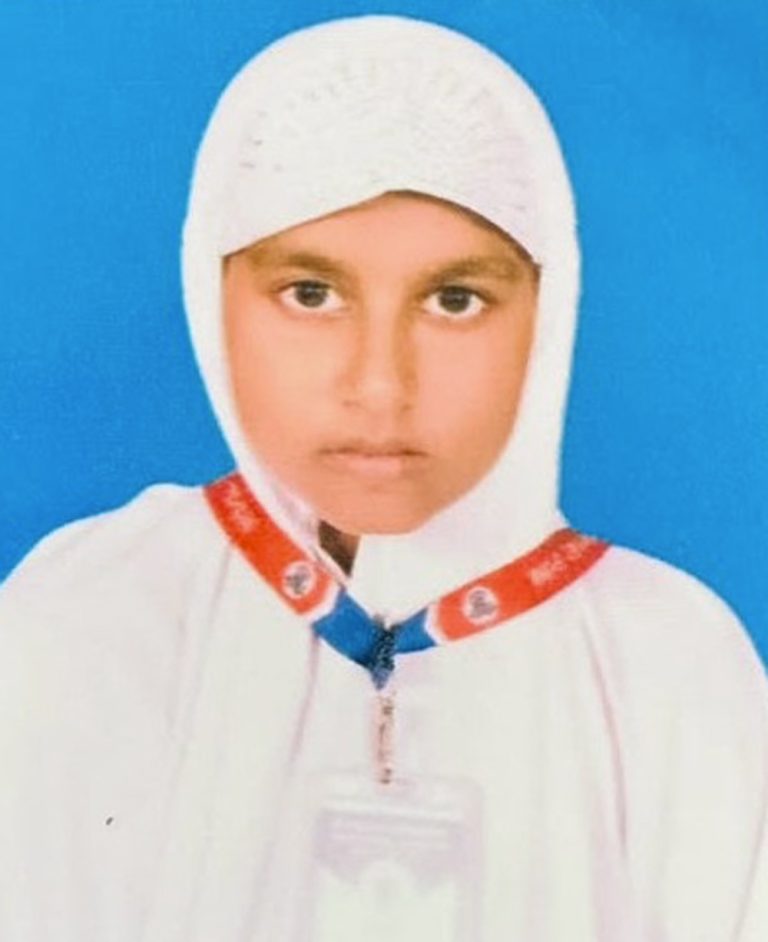 নিখোঁজের সাতদিন পর ডোবায় মিলল শিশু কলির বস্তাবন্দি মরদেহ; পরিবারের দাবি হত্যা