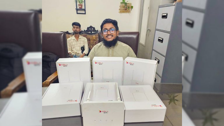 জকসুর পরিবহন সম্পাদক মাহিদের উদ্যোগে জবির ছয় দূরপাল্লার বাসে চালু হচ্ছে ওয়াই-ফাই