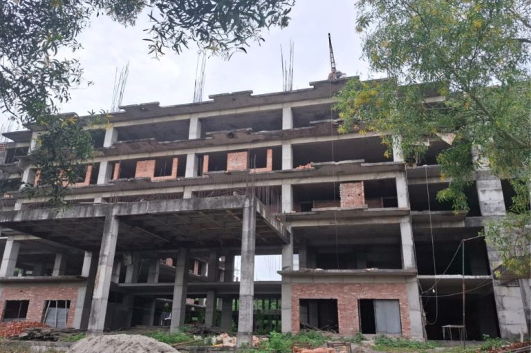 বেরোবির ‘শেখ হাসিনা হলের’ নতুন নাম ‘বেগম খালেদা জিয়া হল’