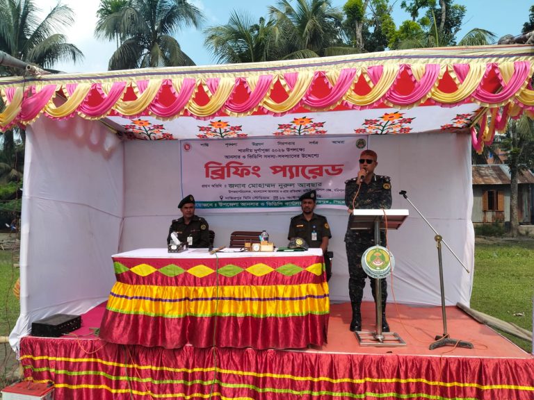 পিরোজপুরে দুর্গাপূজার নিরাপত্তায় আনসার-ভিডিপির ২ হাজার ৯৭৬ সদস্য মোতায়েন