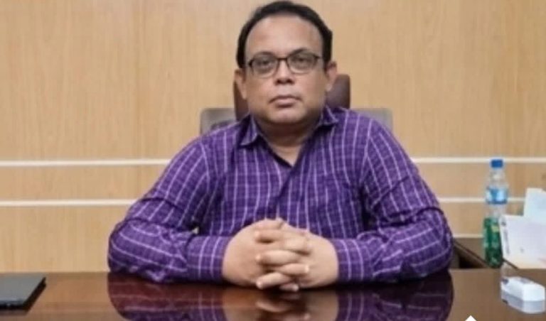 সদ্য অপসারিত ও ওএসডি হওয়া সিভিল সার্জন বিদায়ে উন্মোচিত হলো চাঞ্চল্যকর তথ্য!