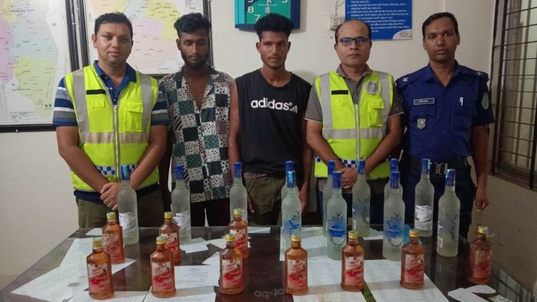 কমলগঞ্জে ২২বোতল ভারতীয় মদসহ দুই যুবক আটক