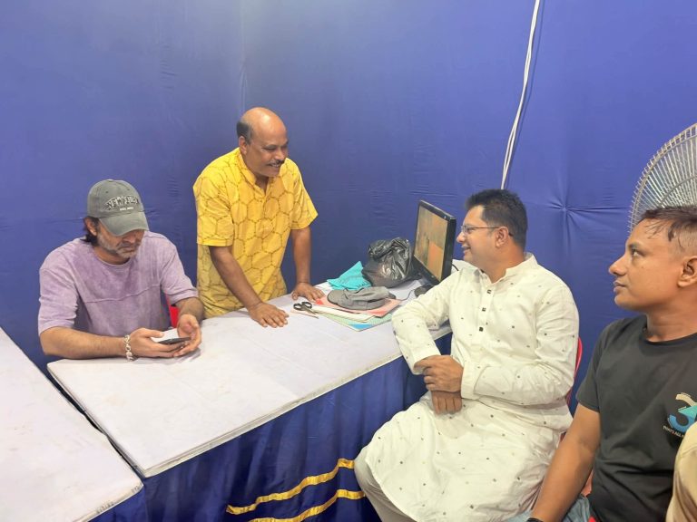মৌলভীবাজারের শ্রীমঙ্গলে সরফরাজ সরফুর পূজামণ্ডপ পরিদর্শন, সম্প্রীতি রক্ষার আহ্বান