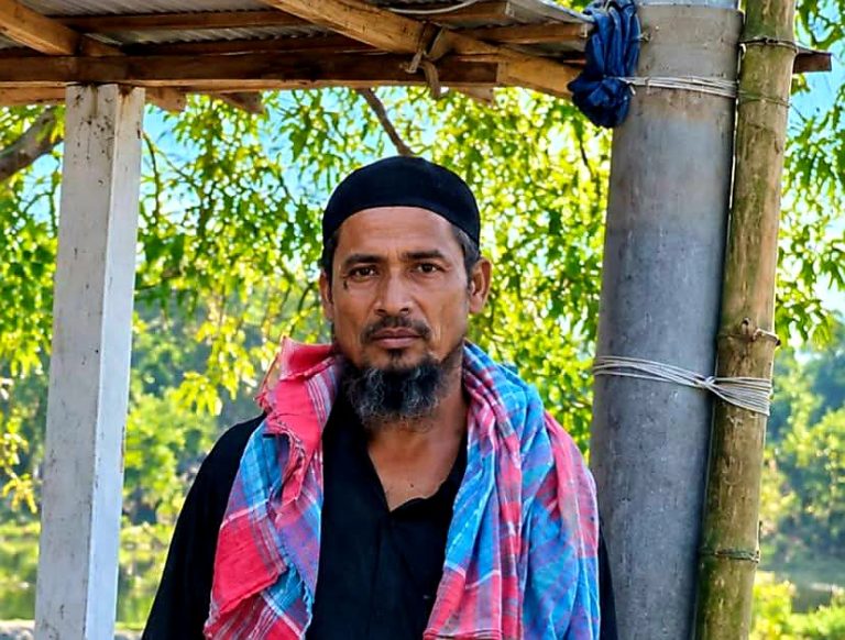 টিউবওয়েল মেরামতের কথা বলে গৃহবধূকে ধর্ষণের অভিযোগ