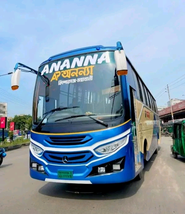 নতুন বাস নামানো নিয়ে মালিকদের বিরোধ: কিশোরগঞ্জ-মহাখালী রুটে অনির্দিষ্টকালের বাস ধর্মঘট