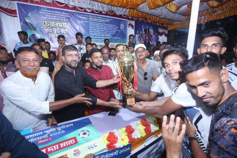 তেঁতুলিয়ায় চেয়ারম্যান স্মৃতি ফুটবলে রনচন্ডির বাজিমাত ট্রাইব্রেকারে হারাল রওশনপুরকে