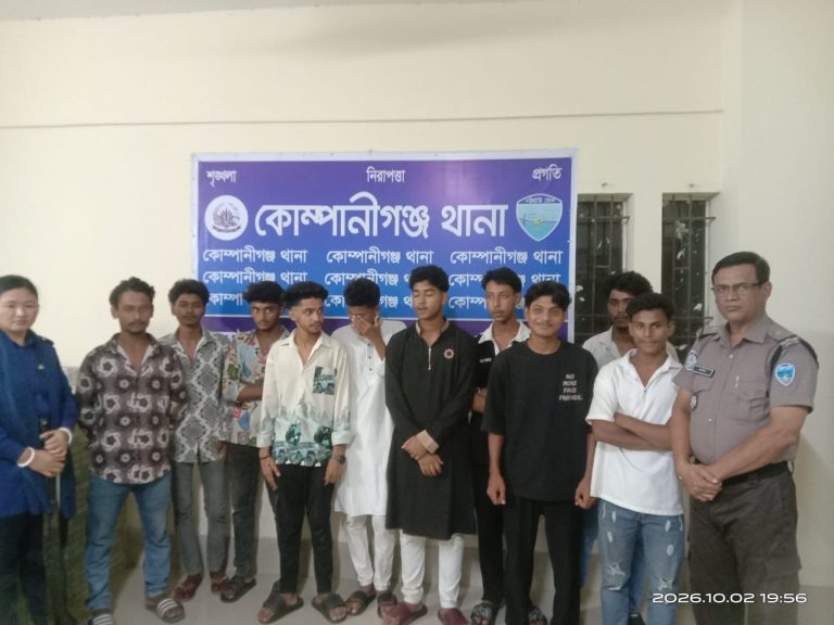 নোয়াখালীতে কিশোর গ্যাংবিরোধী অভিযানে আটক ১৭০