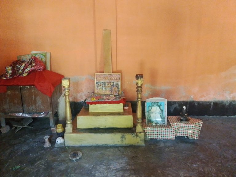 মন্দিরের তালা ভেঙে মূর্তি ও পূজাসামগ্রী চুরি, সন্দেহভাজন চারজন আটক