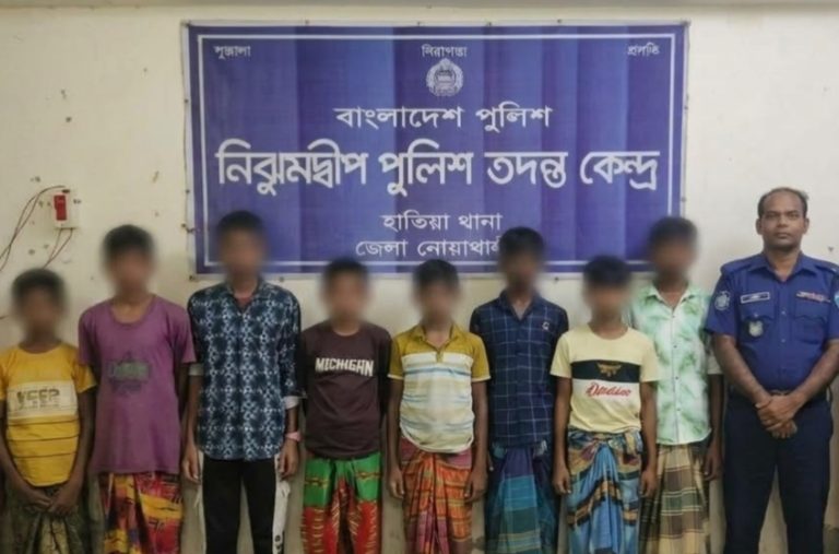 নোয়াখালীতে কিশোর গ্যাংবিরোধী অভিযানে আটক ১৪৫