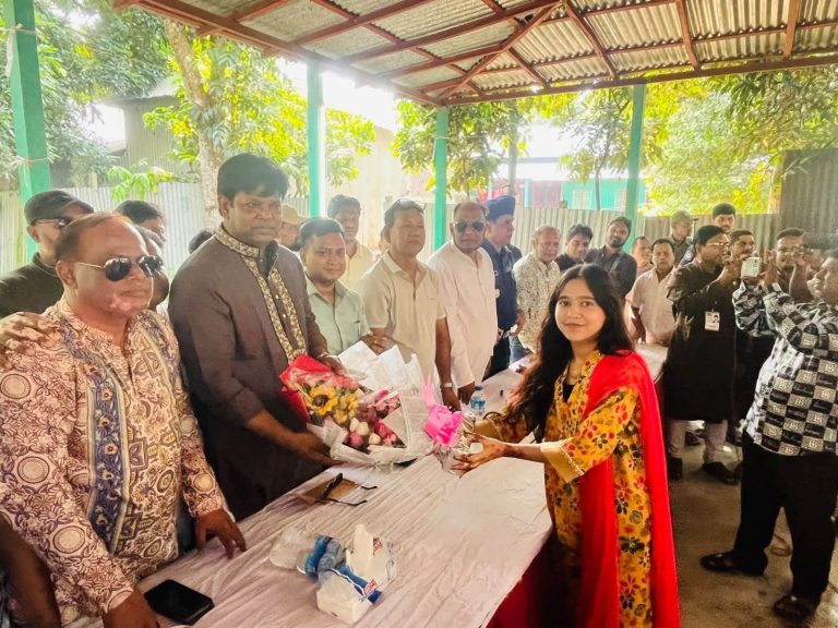 পূজামণ্ডপ পাহারা দিয়ে সনাতনীদের ঋণ শোধ করতে চাই -সংসদ সদস্য আবু আশফাক