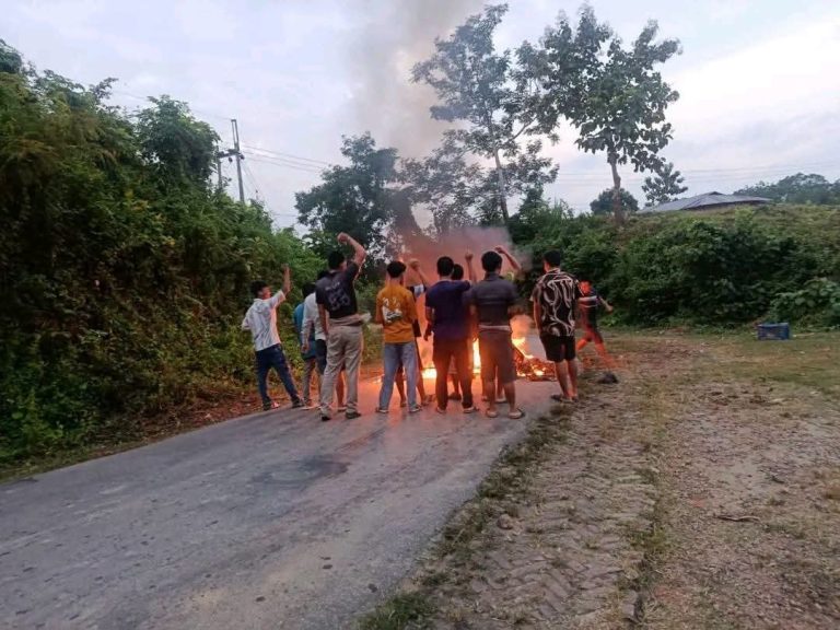 সাজেকে নিরাপত্তা বাহিনীর সঙ্গে অবরোধকারীদের গোলাগুলি, ফের আটকা পর্যটকরা