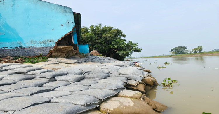 নেত্রকোনায় বিদ্যালয় ভবন রক্ষা প্রকল্পে অনিয়মের লিখিত অভিযোগ
