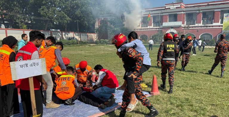 পাবনায় আন্তর্জাতিক দুর্যোগ প্রশমন দিবস পালিত