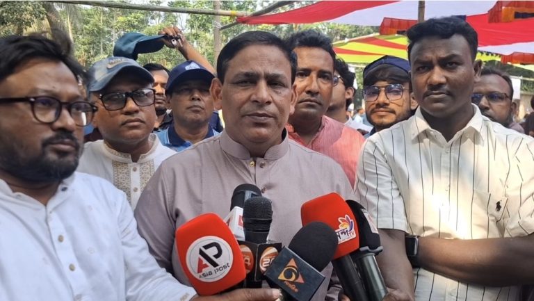 শেখ হাসিনা শুধু ডিসেম্বরে নয়, অনেক ডিসেম্বরেও দেশে ফিরতে পারবেন না: এমপি খোকন