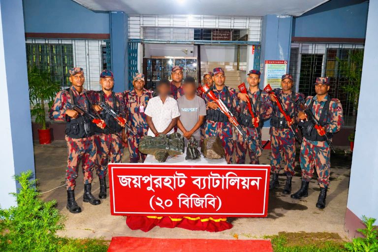 জয়পুরহাটের পাঁচবিবিতে ৮৯ কেজি কষ্টি পাথরের মূর্তি উদ্ধার,আটক-২