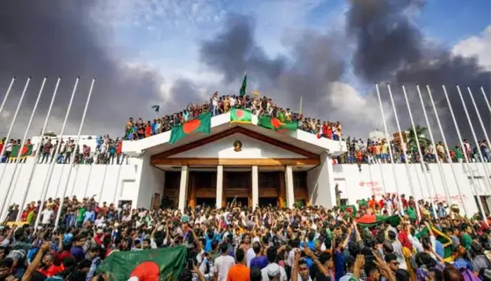 জুলাই অভ্যুত্থানের তিন মামলায় হাসিনাসহ ১১৬ জনের বিরুদ্ধে অভিযোগপত্র