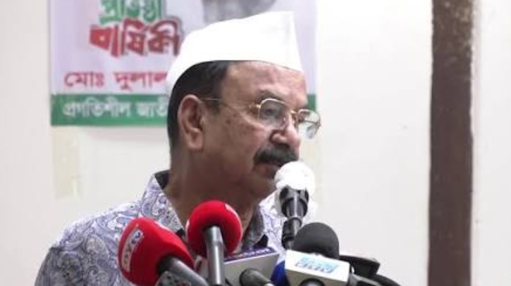 ষড়যন্ত্র মোকাবিলায় সরকারকে কঠোর অবস্থান নিতে হবে: গয়েশ্বর রায়